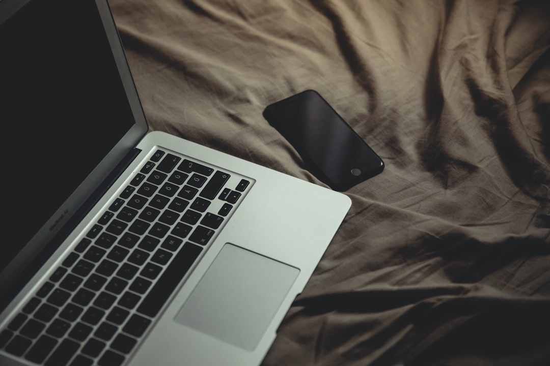 Jak zadbać o higienę cyfrową podczas nauki online?